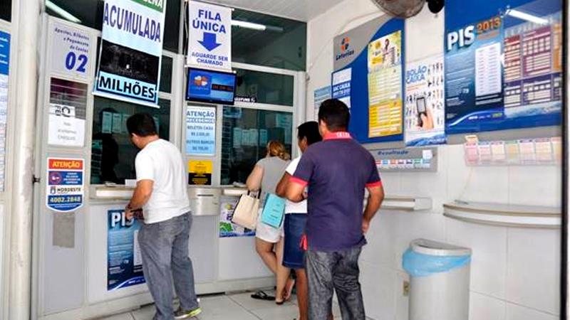 Pagamento com desconto de 10% do IPVA de placa com final 8 termina nesta terça-feira (31)