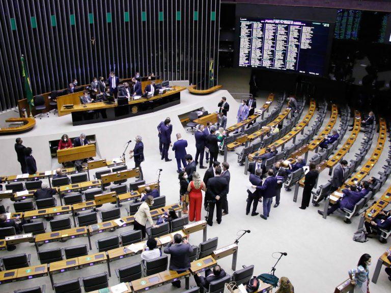 Câmara prossegue nesta quarta-feira votação de mudanças do Senado na PEC dos Precatórios