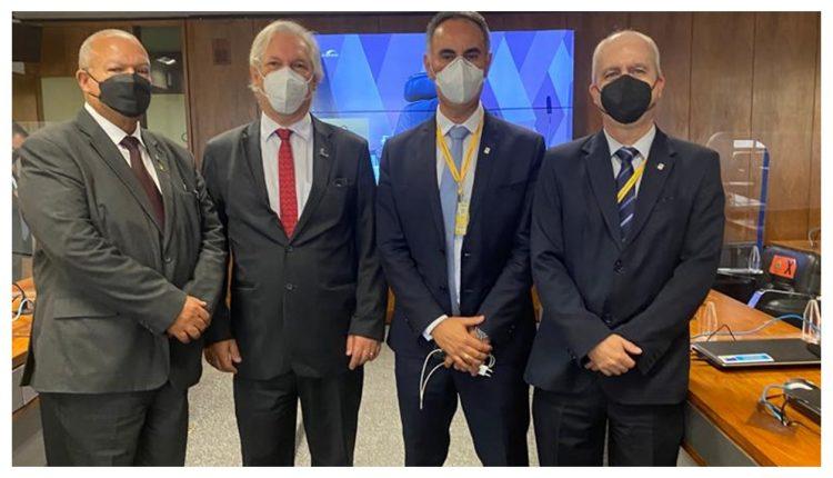 Fenafisco acompanha leitura do relatório da PEC 110 no Senado