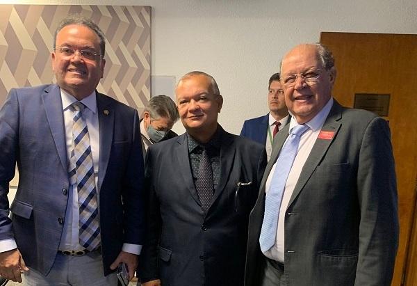 Fenafisco acompanha discussão sobre a reforma tributária na CCJ